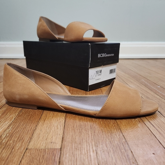 BCBGeneration Shoes - BCBGeneration Suede sandals NIB